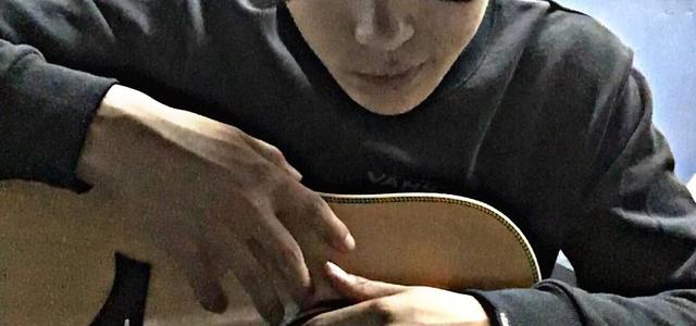 抖音再见你好完整版 隔壁老樊版再见你好试听